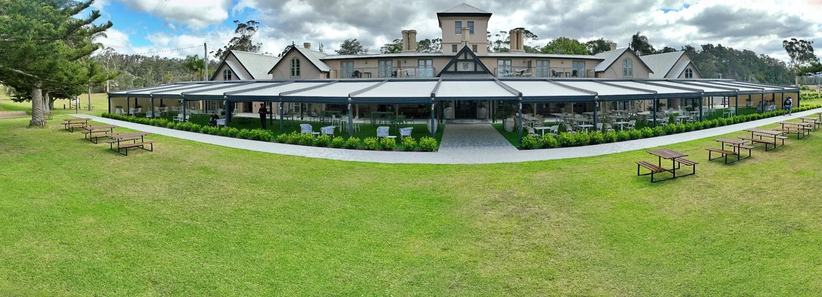 A wide view of the Seahorse Inn and Twofold Bay